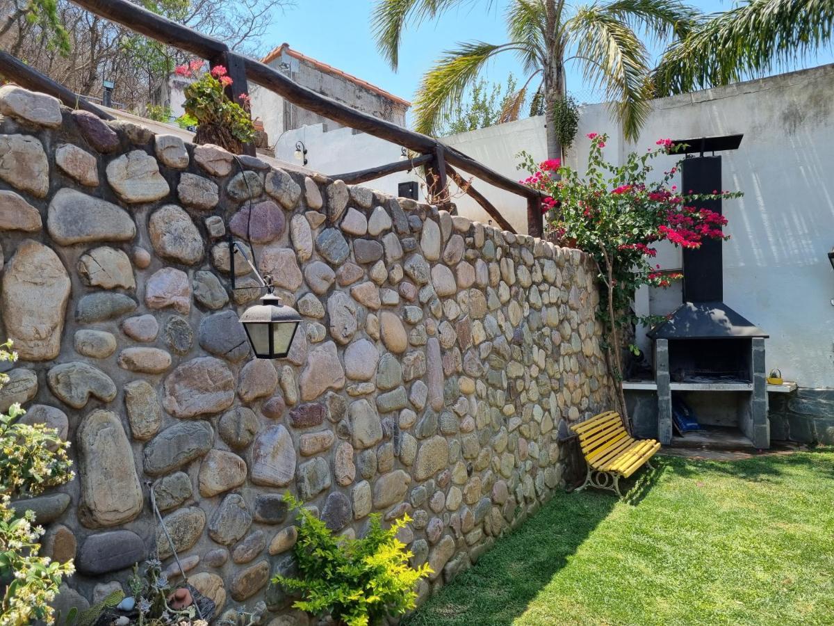 Hostal Las Rosas سالتا المظهر الخارجي الصورة