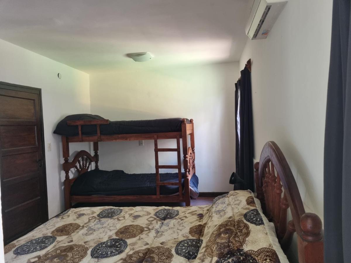 Hostal Las Rosas سالتا المظهر الخارجي الصورة